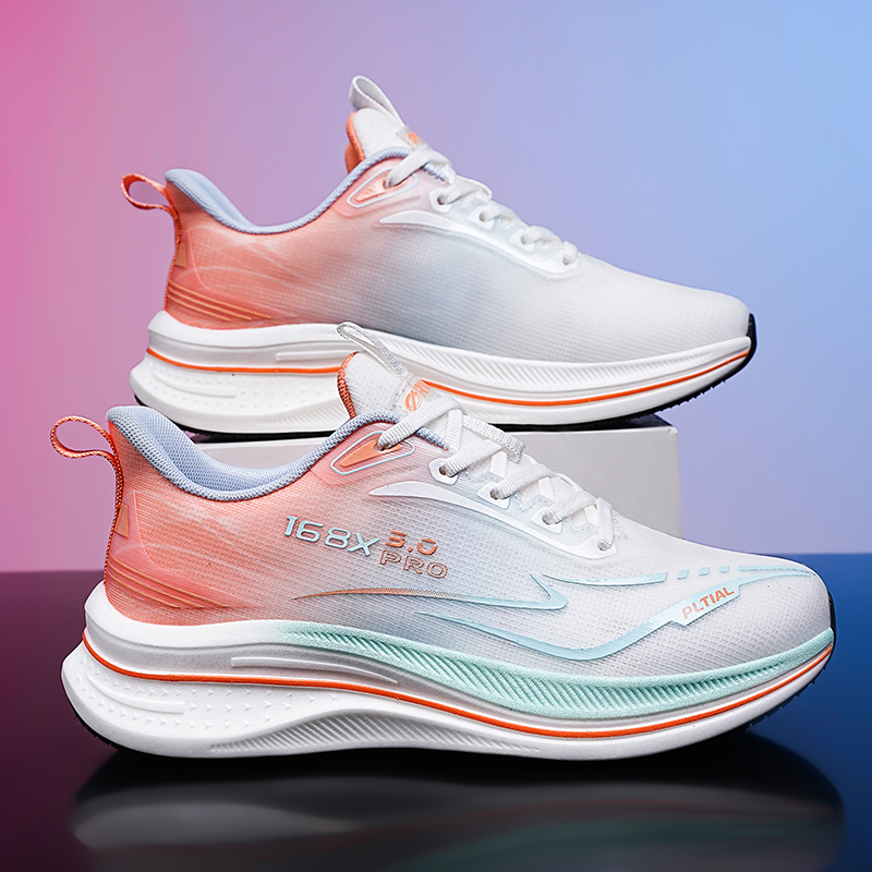 รองเท้าวิ่งแผ่นคาร์บอนสำหรับผู - Badminton Shoes บทวิจารณ์และราคา
